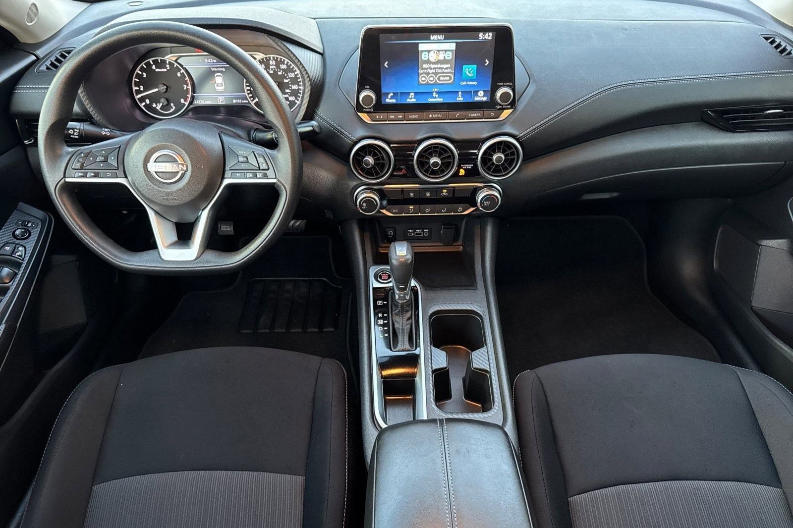 Used 2024 Nissan Sentra SV image 15