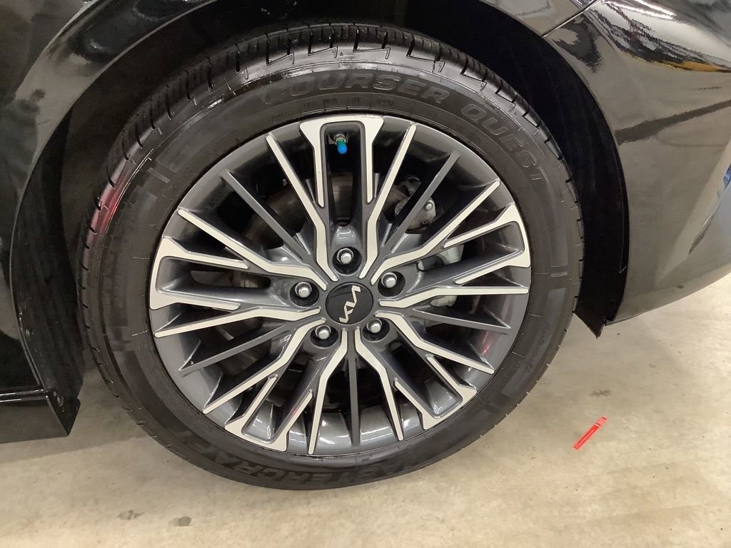 Certified 2023 Kia Forte GT-Line w/ GT-Line Technology Package image 20