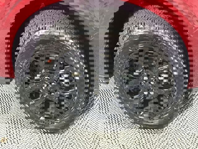 New 2025 Ford Maverick XLT w/ XLT Luxury Package AWD/4WD image 12