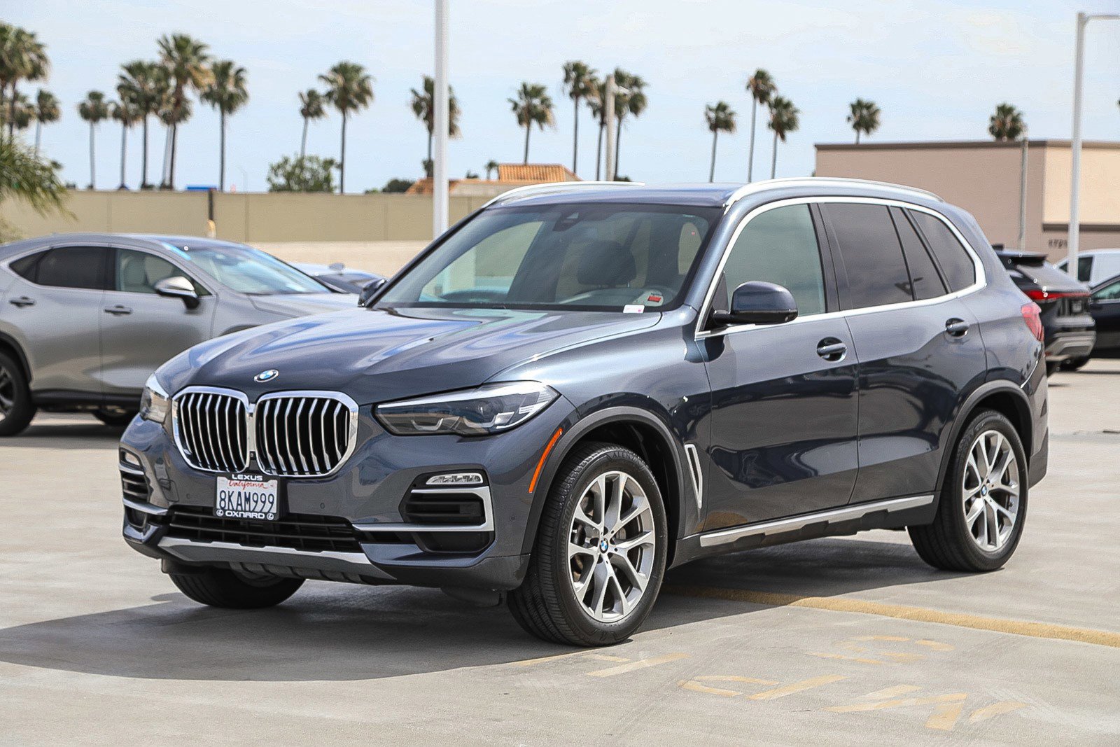 Used 2019 BMW X5 xDrive40i w/ Convenience Package AWD/4WD image 3