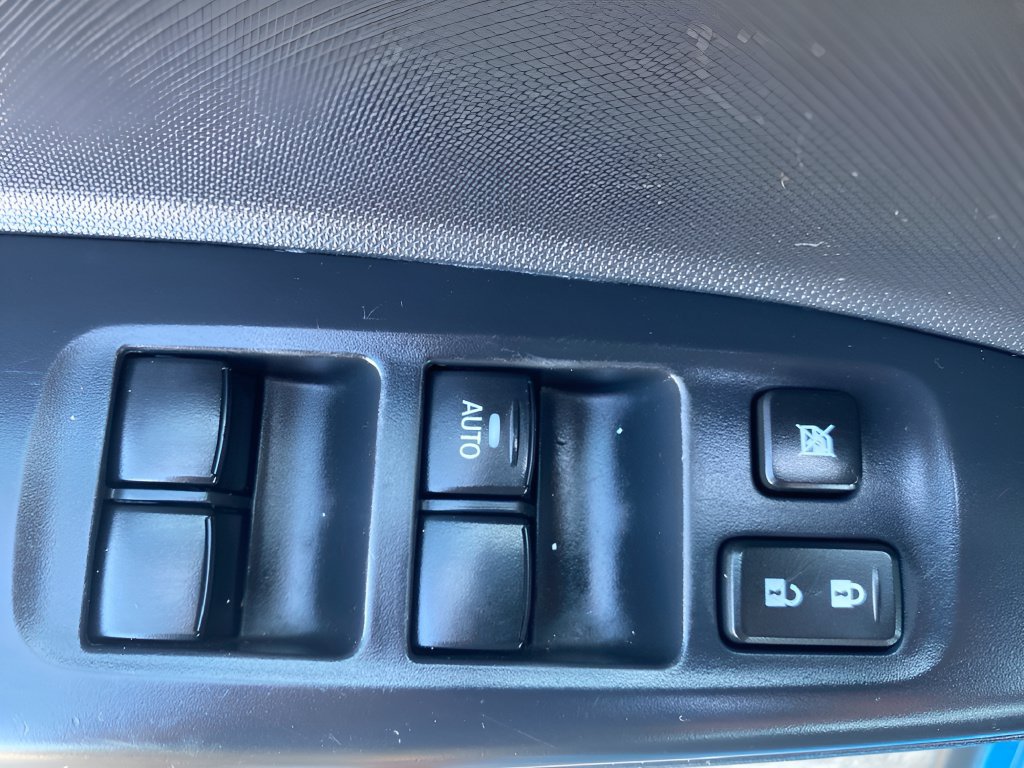 Used 2024 Mitsubishi Mirage ES FWD image 11