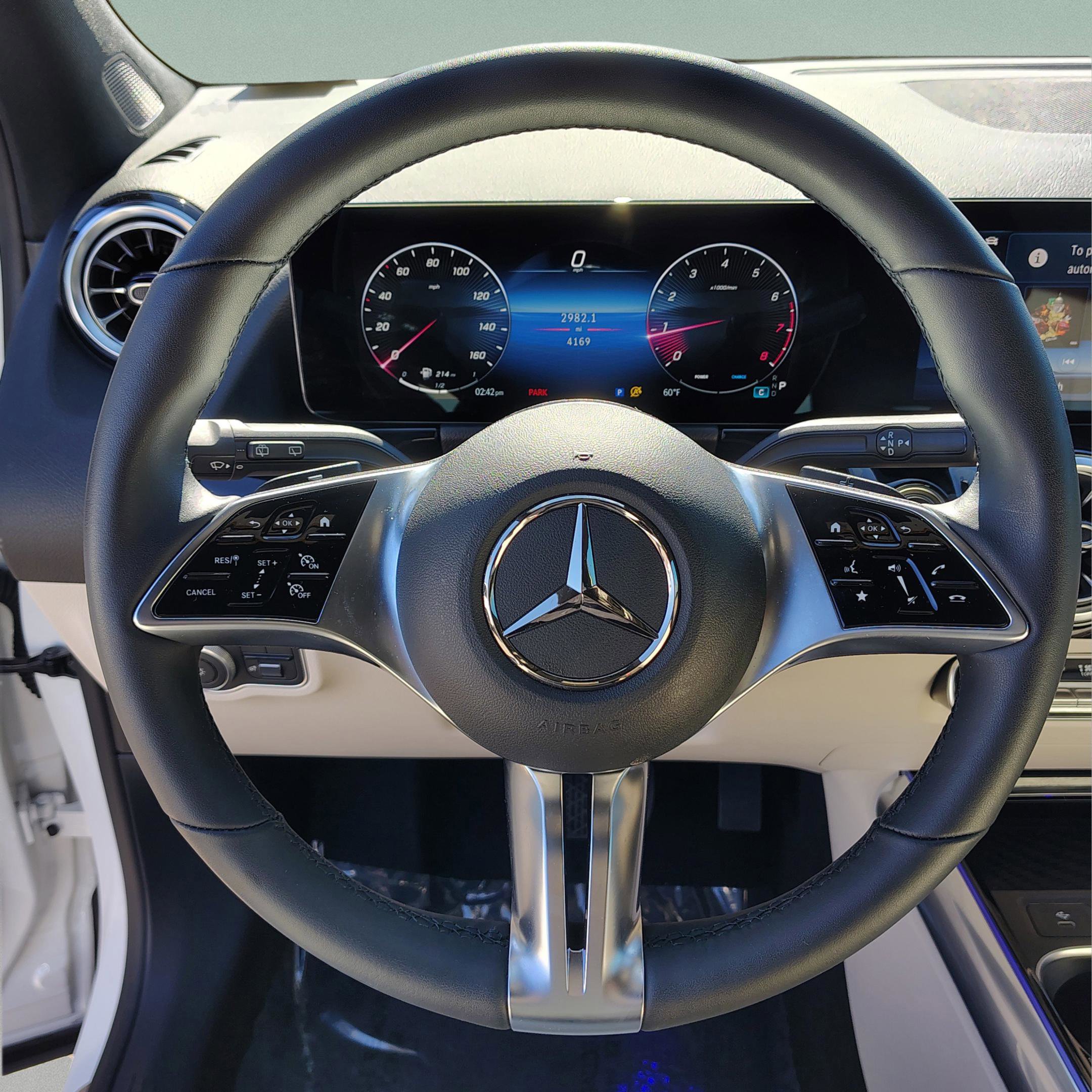 Certified 2026 Mercedes-Benz GLA 250 image 28