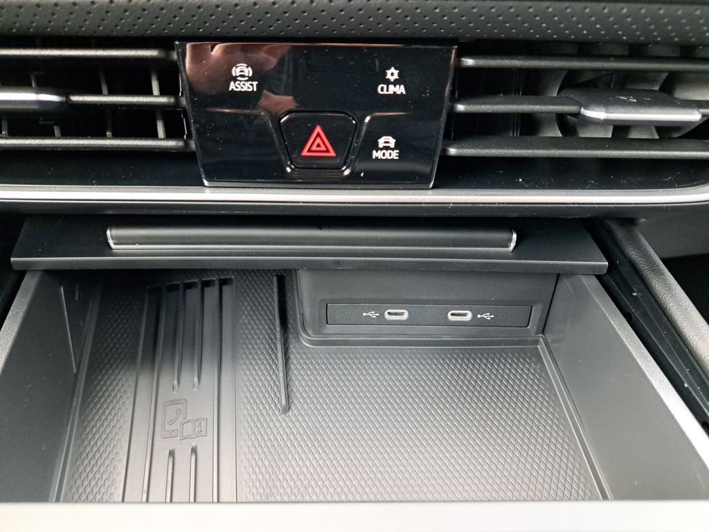 New 2026 Volkswagen Atlas SE image 22