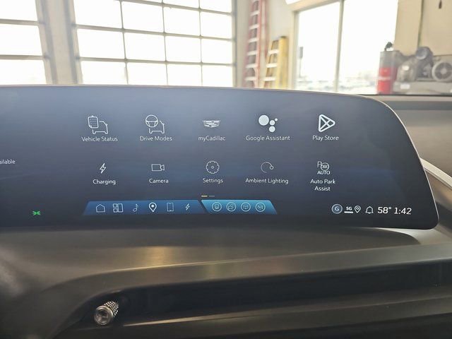 New 2026 Cadillac Vistiq Luxury image 22