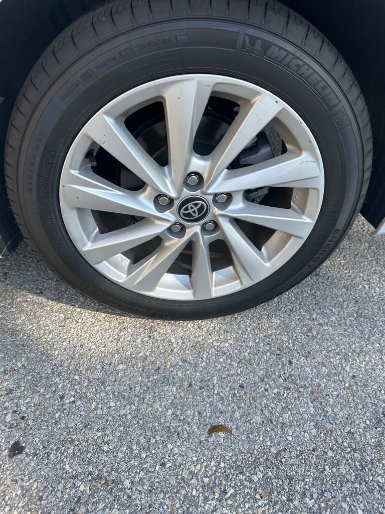 Used 2023 Toyota Camry LE image 16