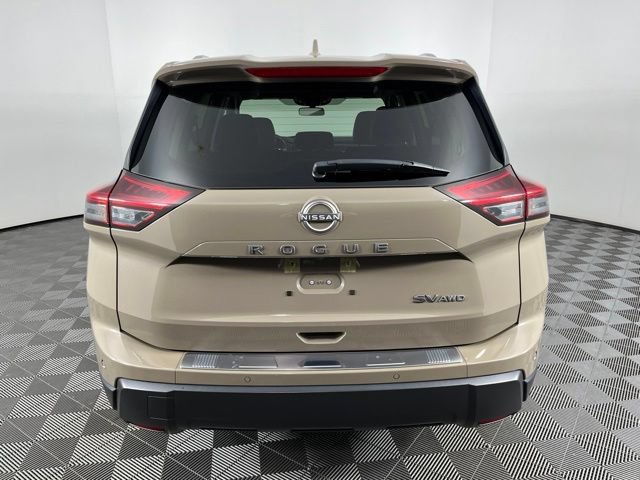 Used 2024 Nissan Rogue SV w/ SV Premium Package AWD/4WD image 10