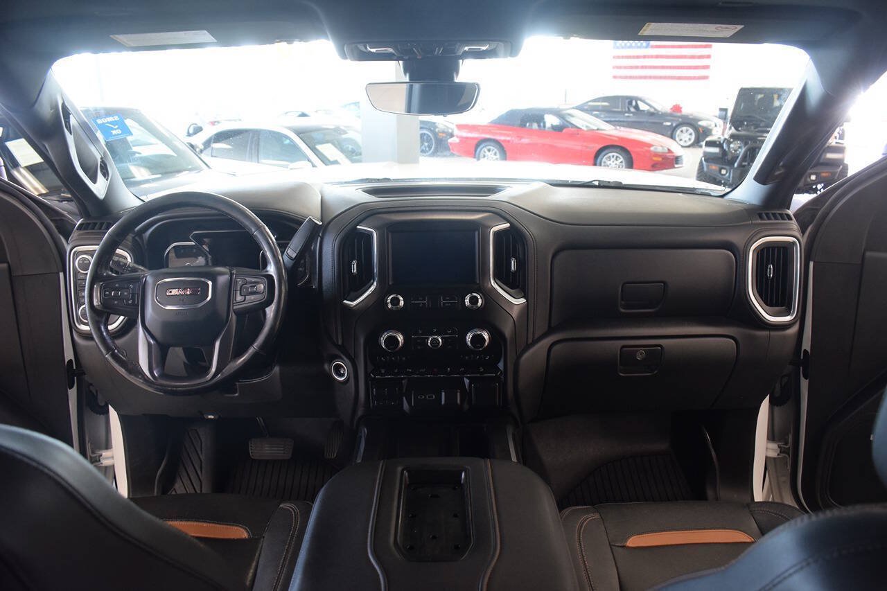 Used 2020 GMC Sierra 2500 AT4 w/ AT4 Premium Package AWD/4WD image 27