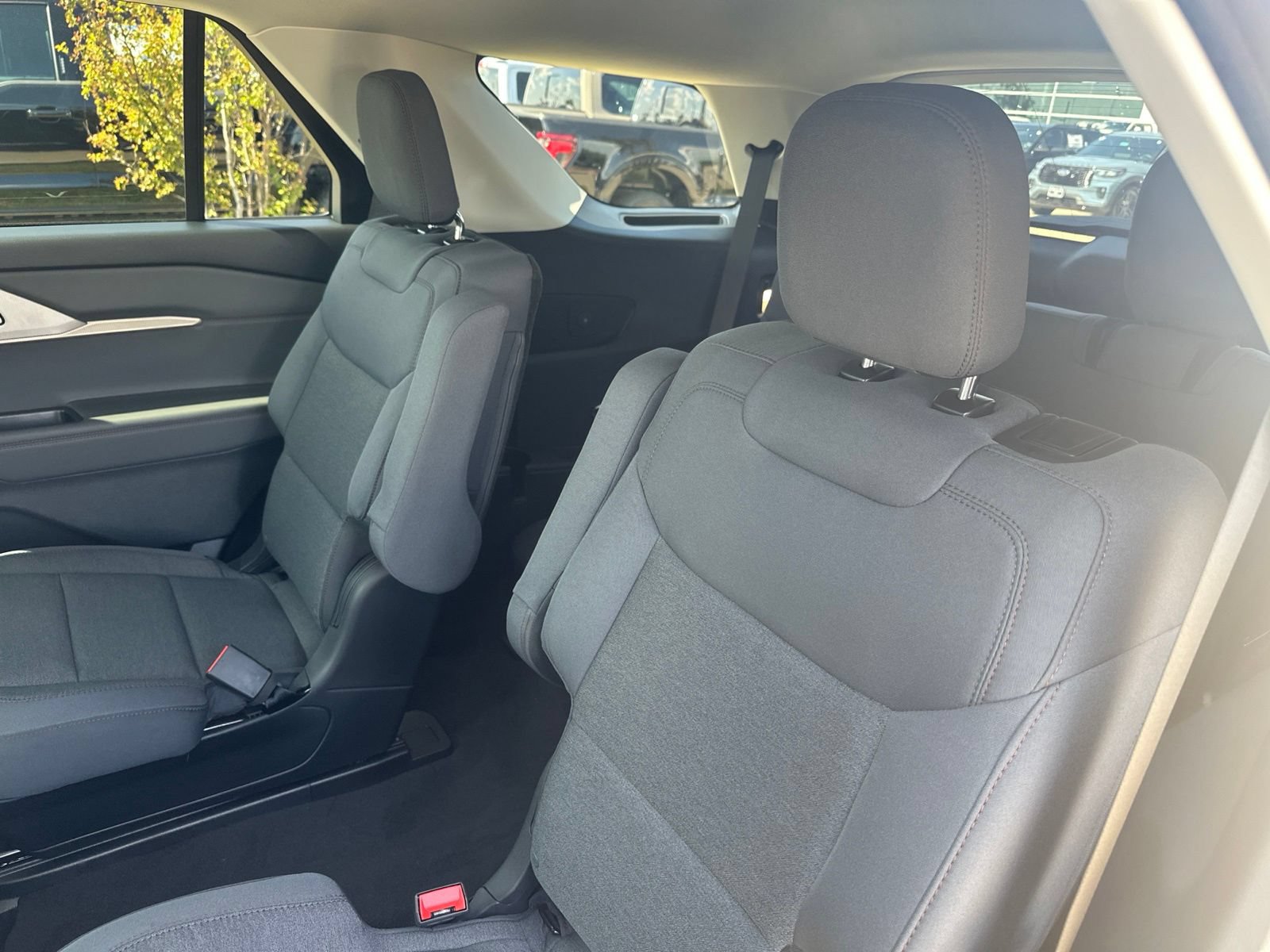 New 2026 Ford Explorer Active RWD image 13