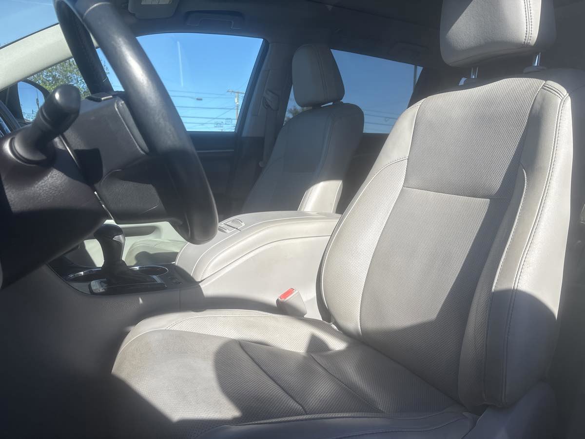 Used 2016 Toyota Highlander Limited Platinum image 8