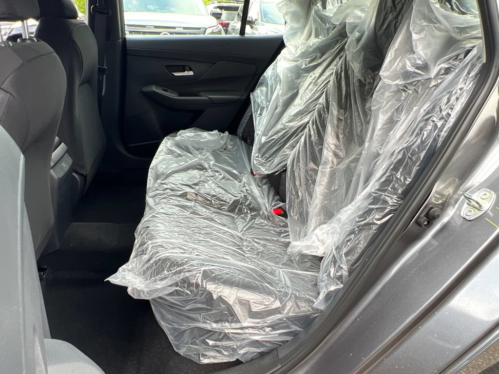 New 2026 Nissan Sentra SV w/ SV Convenience Package FWD image 16