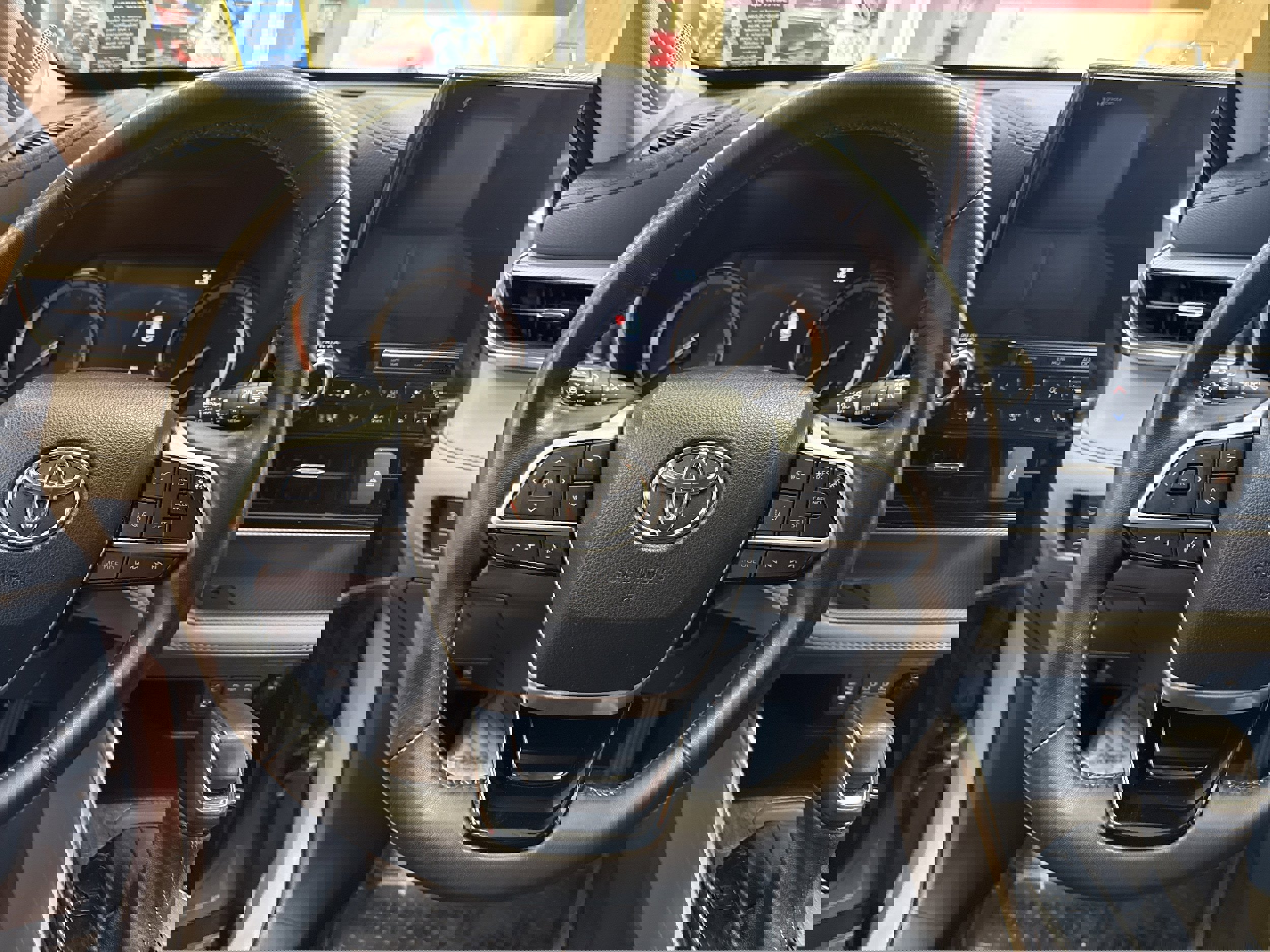 Used 2022 Toyota Highlander Platinum image 33