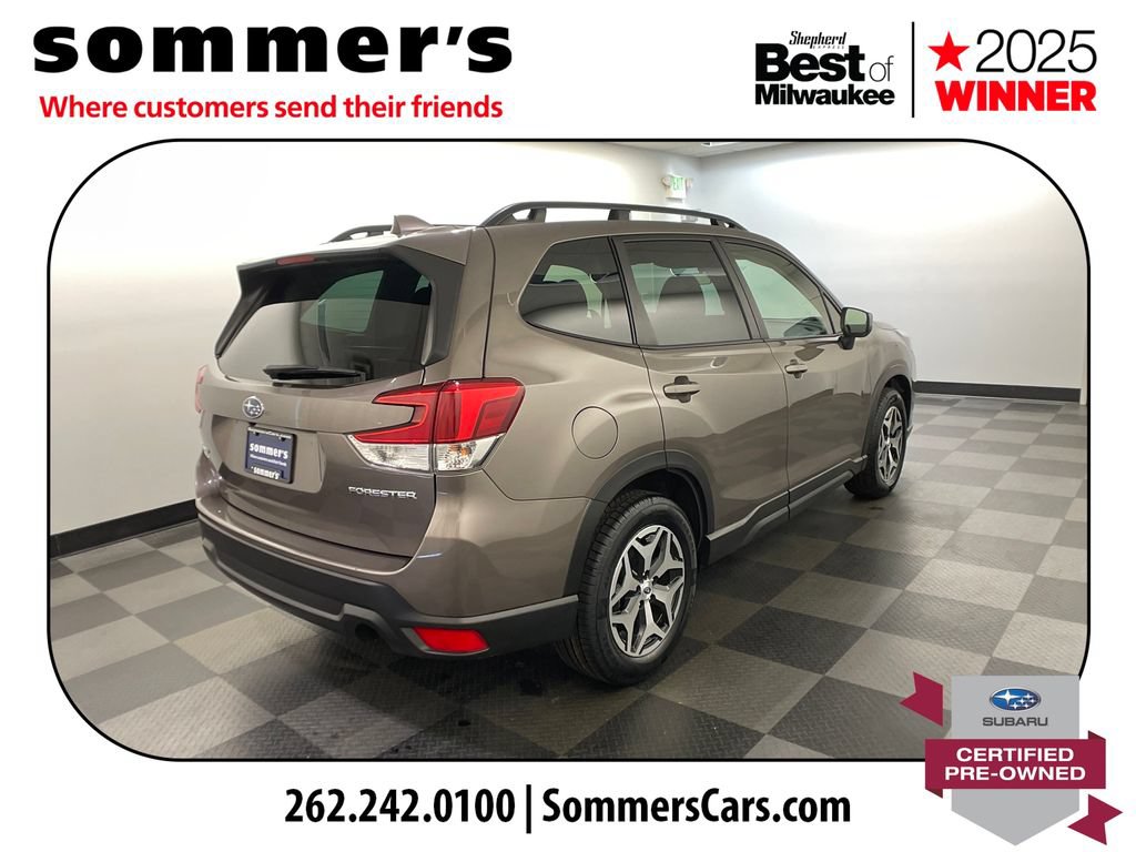 Certified 2023 Subaru Forester Premium AWD/4WD image 6