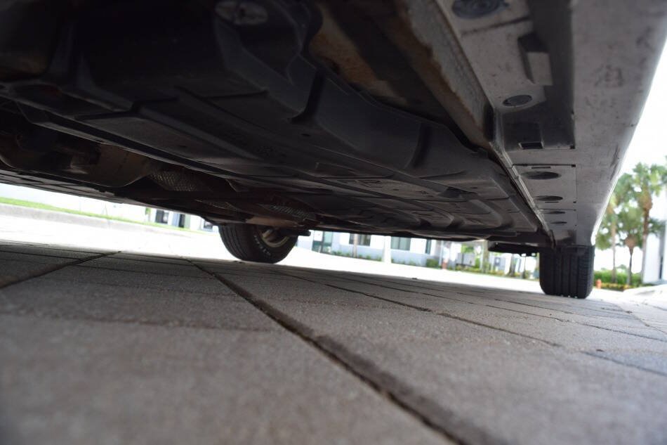 Used 2010 Toyota Prius Two FWD image 98