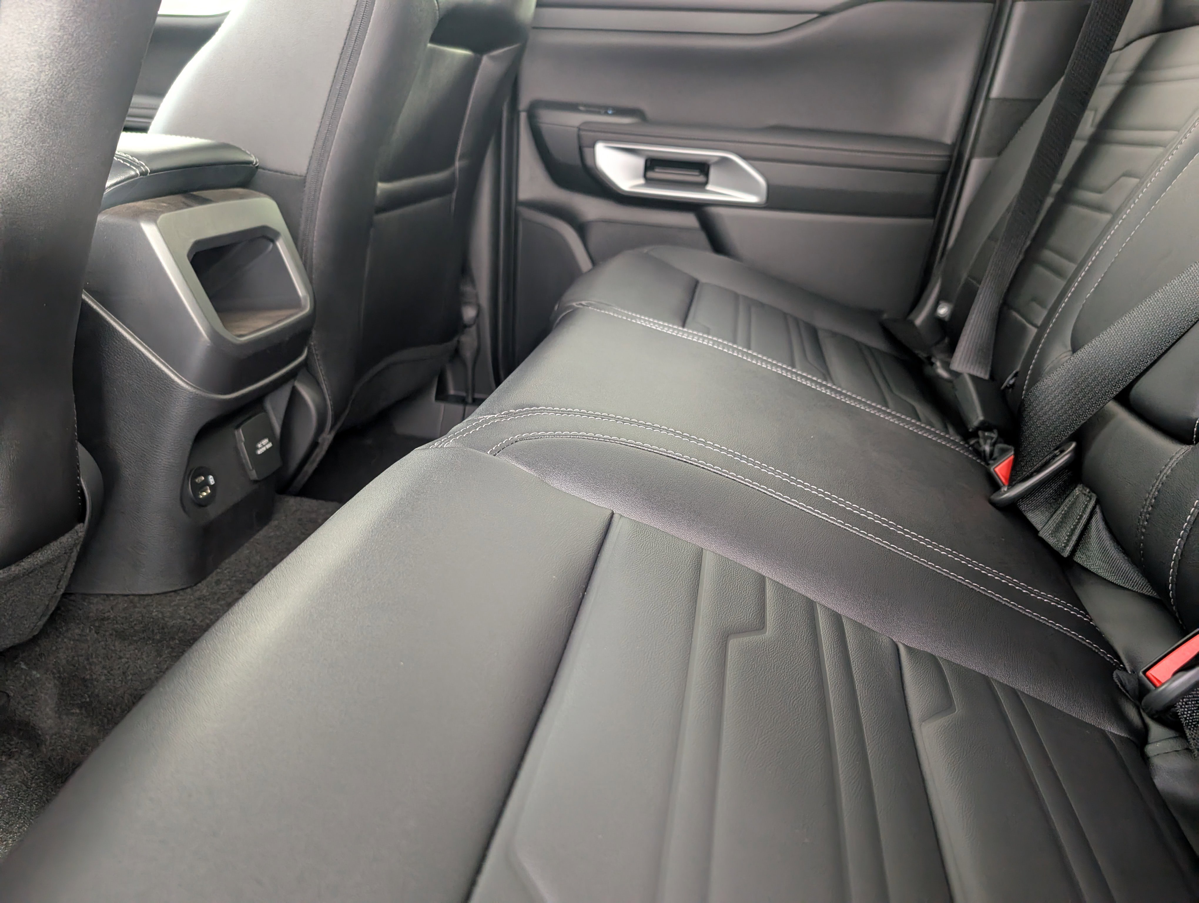 New 2025 Ford Ranger Lariat w/ FX4 Off-Road Package image 13