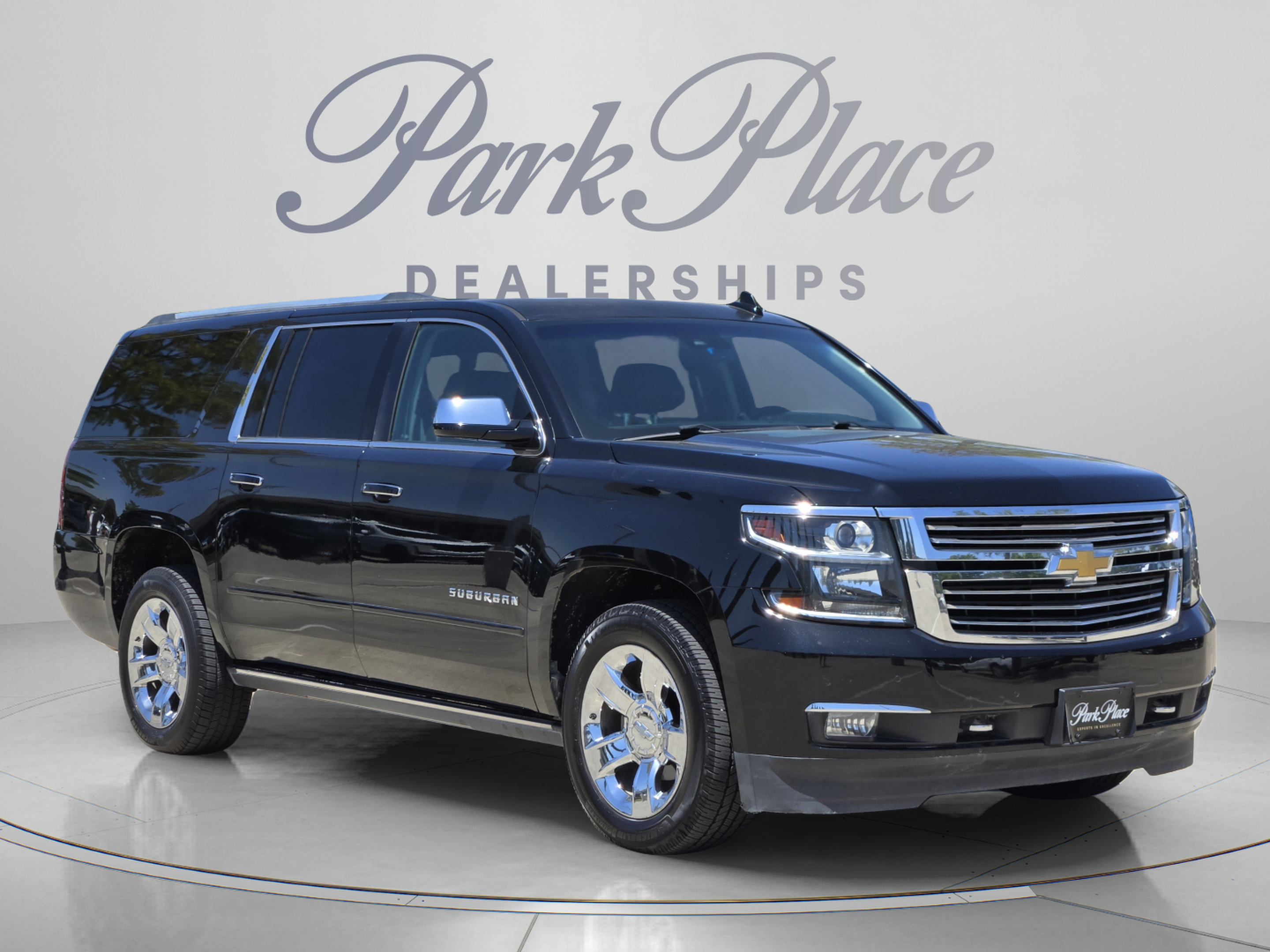 Used 2016 Chevrolet Suburban LTZ AWD/4WD image 7