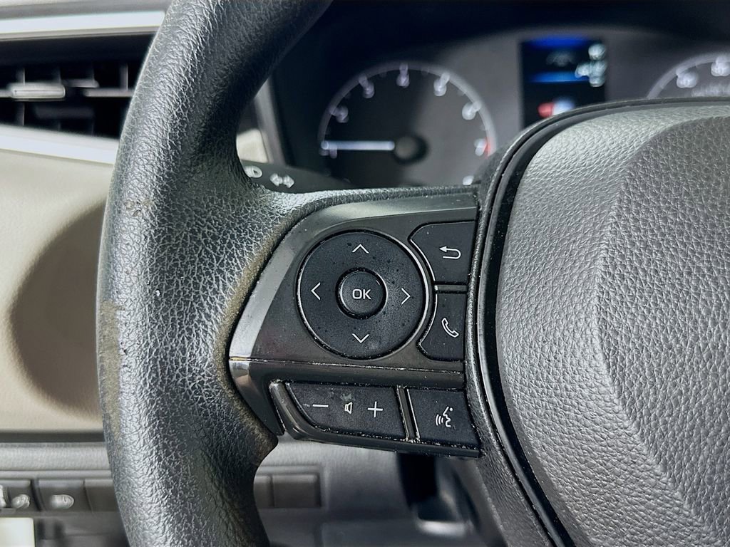 Used 2023 Toyota Corolla LE FWD image 22