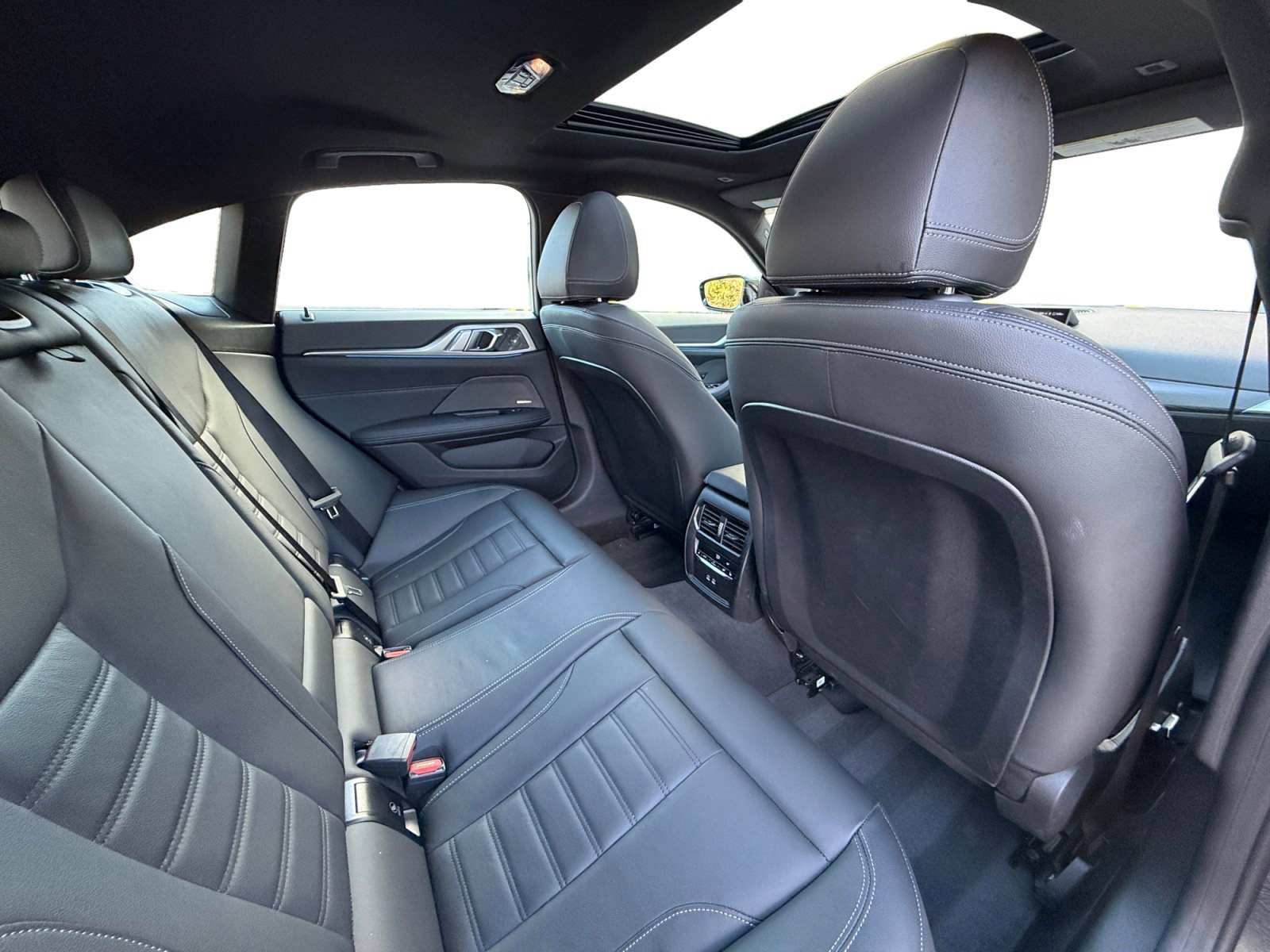 Used 2025 BMW 430i xDrive w/ M Sport Package image 20