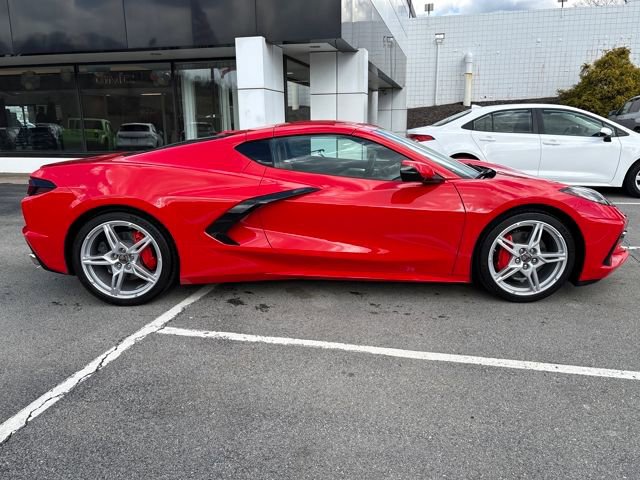 Used 2022 Chevrolet Corvette Stingray w/ Engine Appearance Package image 7