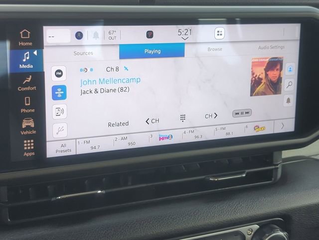 Used 2025 Jeep Wrangler Sport image 17