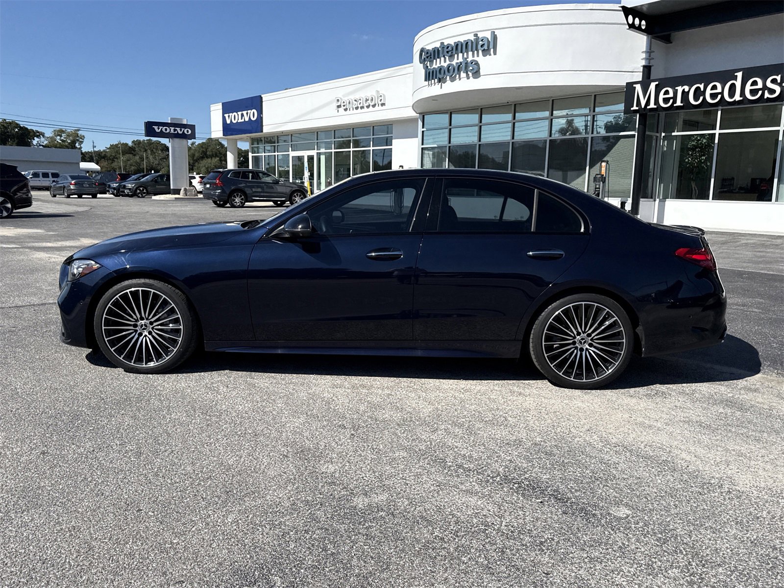 Used 2023 Mercedes-Benz C 300 Sedan image 2