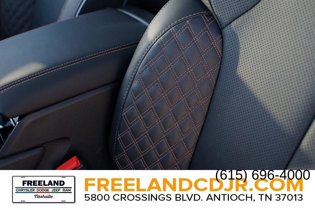 New 2024 Jeep Grand Cherokee Summit w/ Advanced Protech Group IV image 10