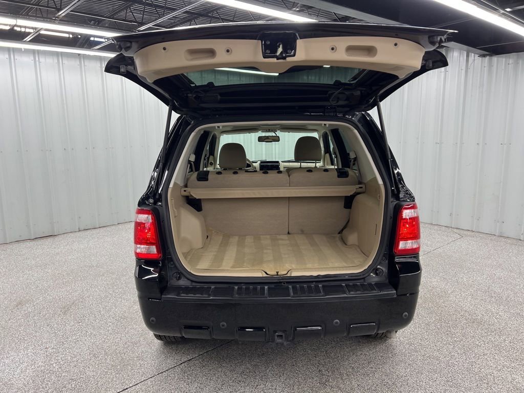 Used 2010 Ford Escape Limited image 11
