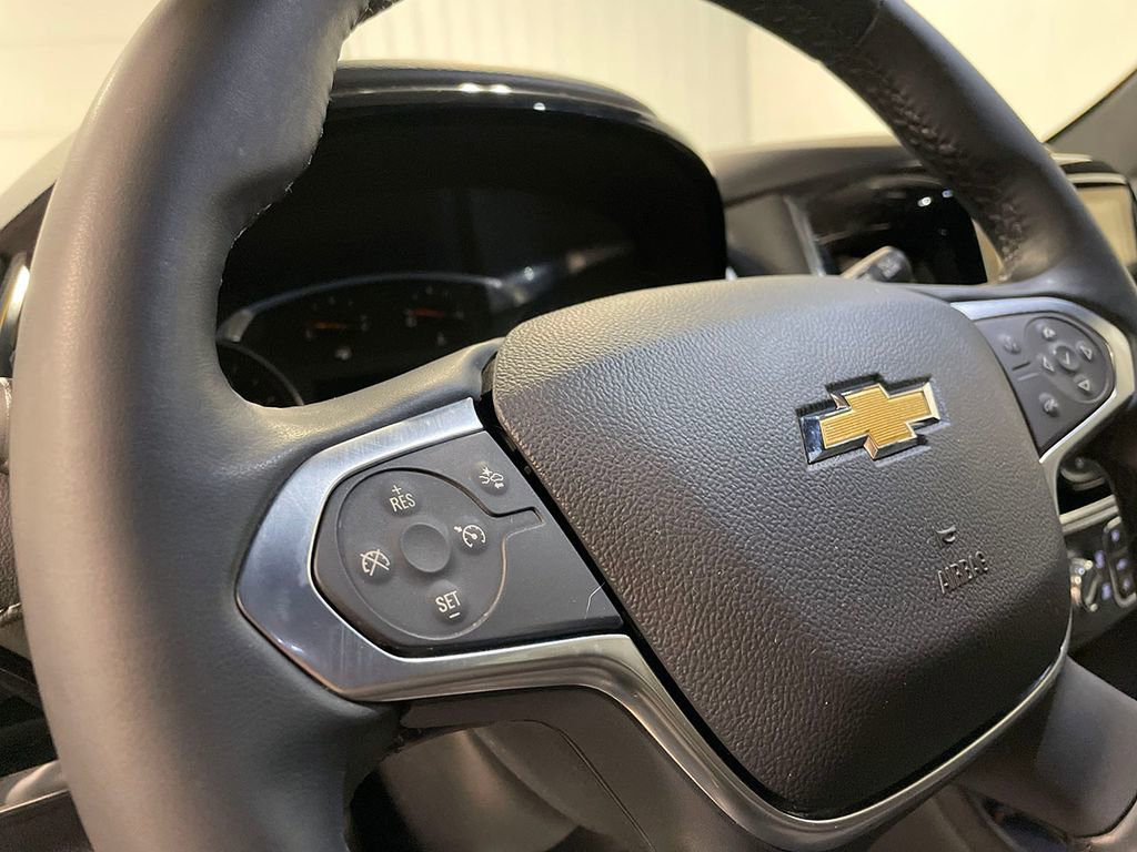 Used 2023 Chevrolet Traverse LT image 30
