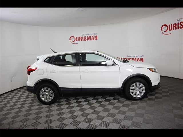 Used 2018 Nissan Rogue Sport S image 13