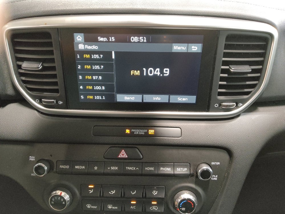 Used 2022 Kia Sportage LX image 25