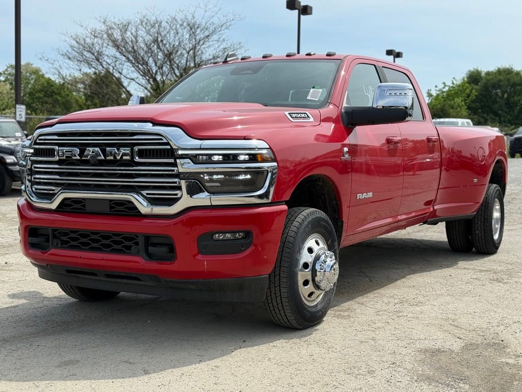 New 2026 RAM 3500 Laramie AWD/4WD image 2