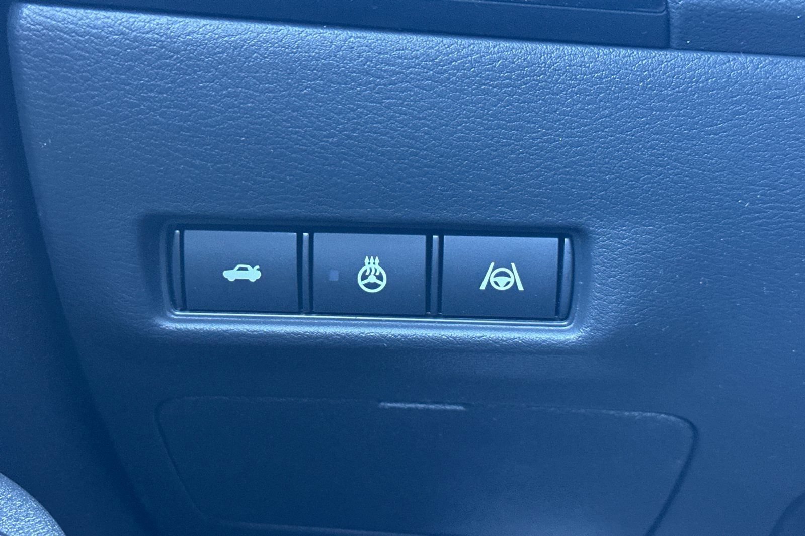 New 2026 Nissan Sentra SR w/ SR Premium Package FWD image 30