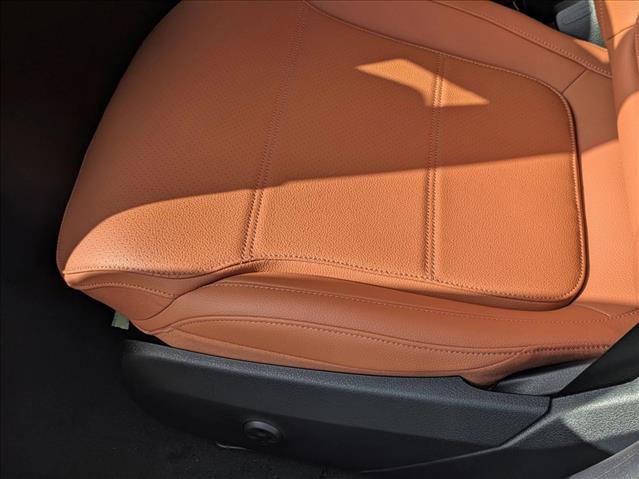 New 2026 Mercedes-Benz C 300 4MATIC Sedan image 4