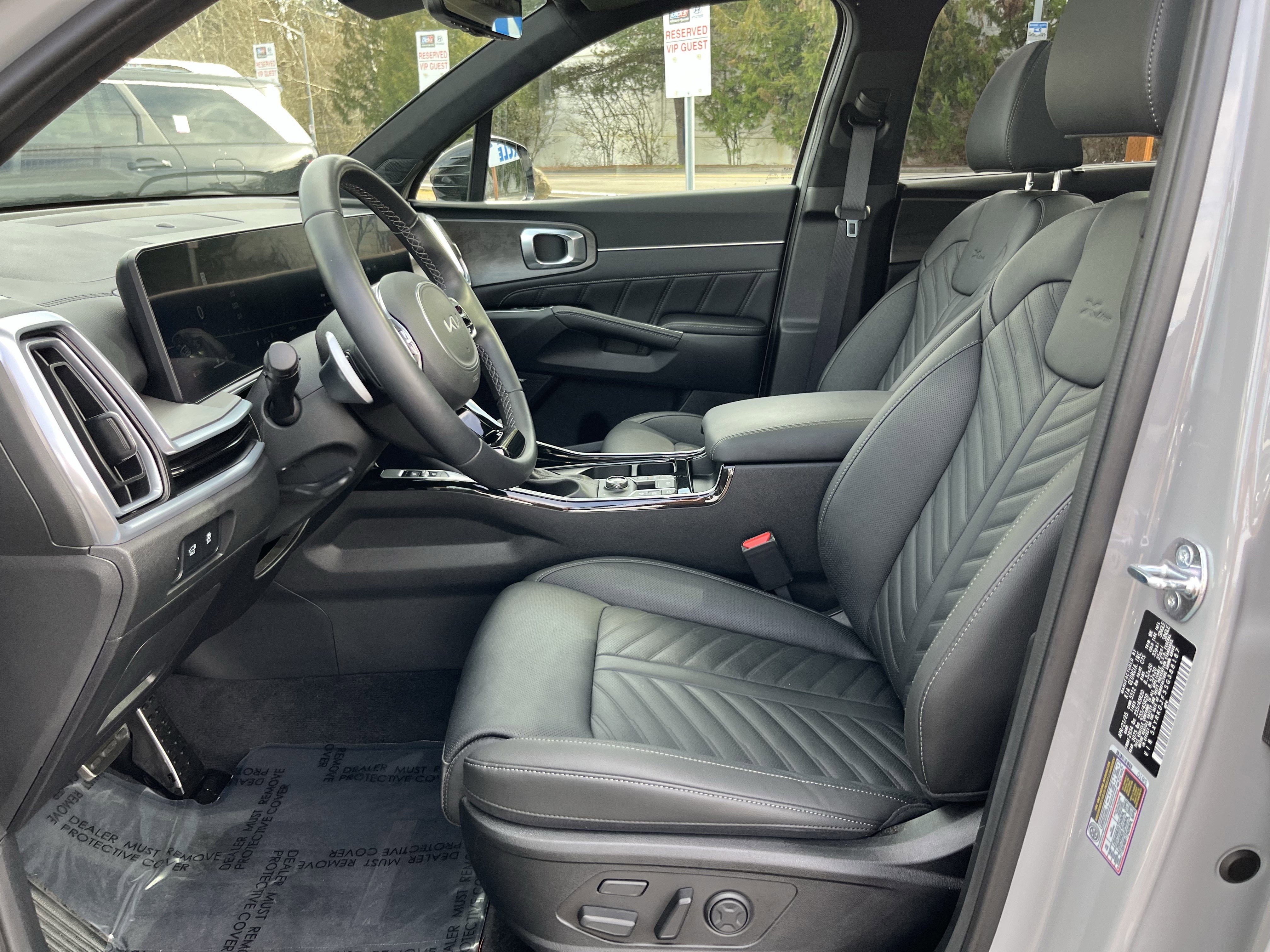 Used 2025 Kia Sorento SX Prestige image 10