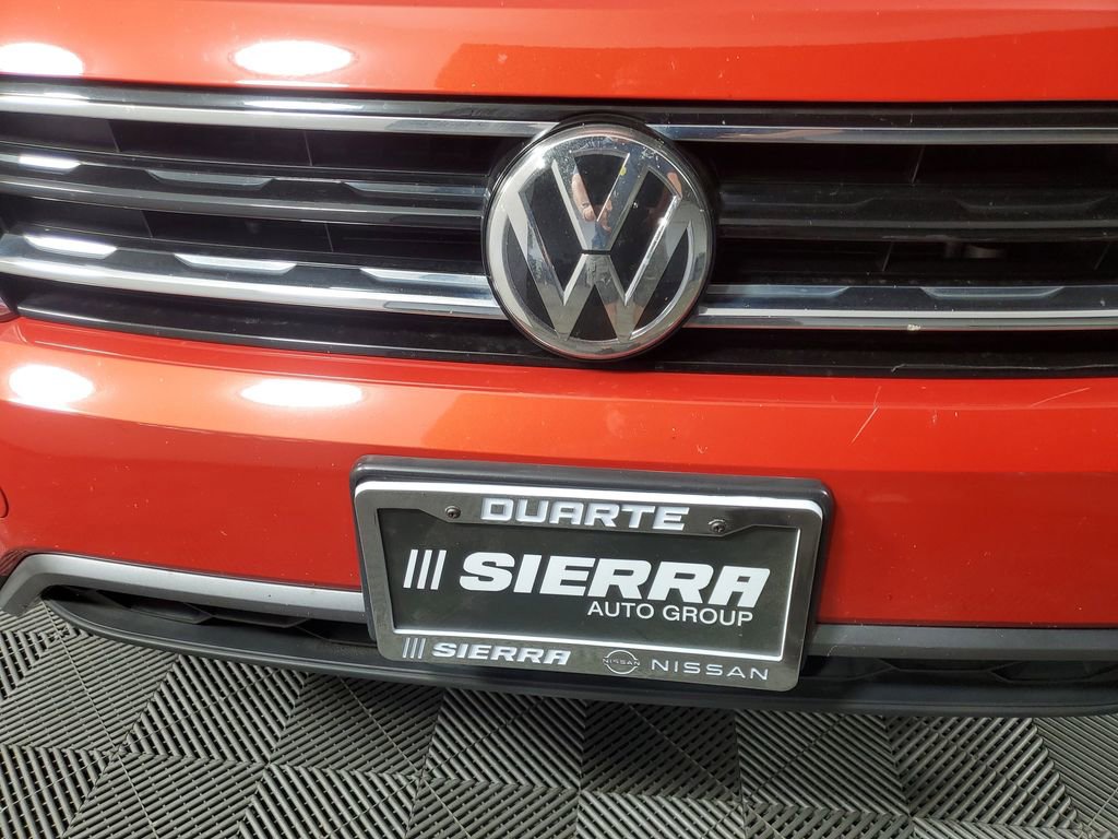 Used 2018 Volkswagen Tiguan SE FWD image 10