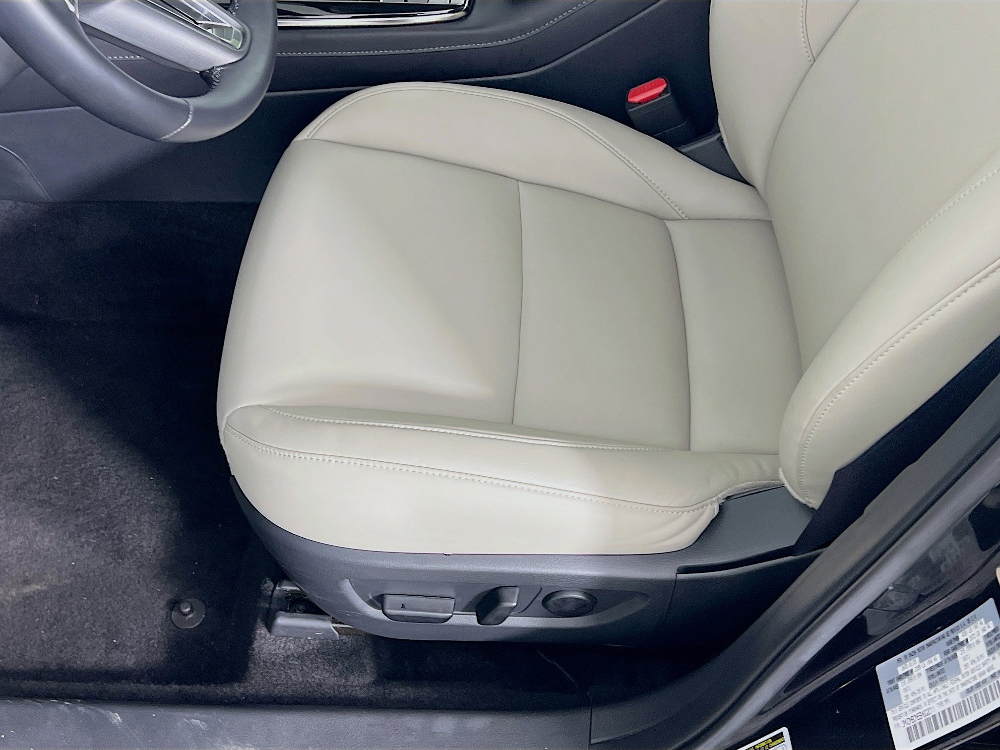 Used 2025 MAZDA CX-30 AWD 2.5 S w/ Preferred Package image 4