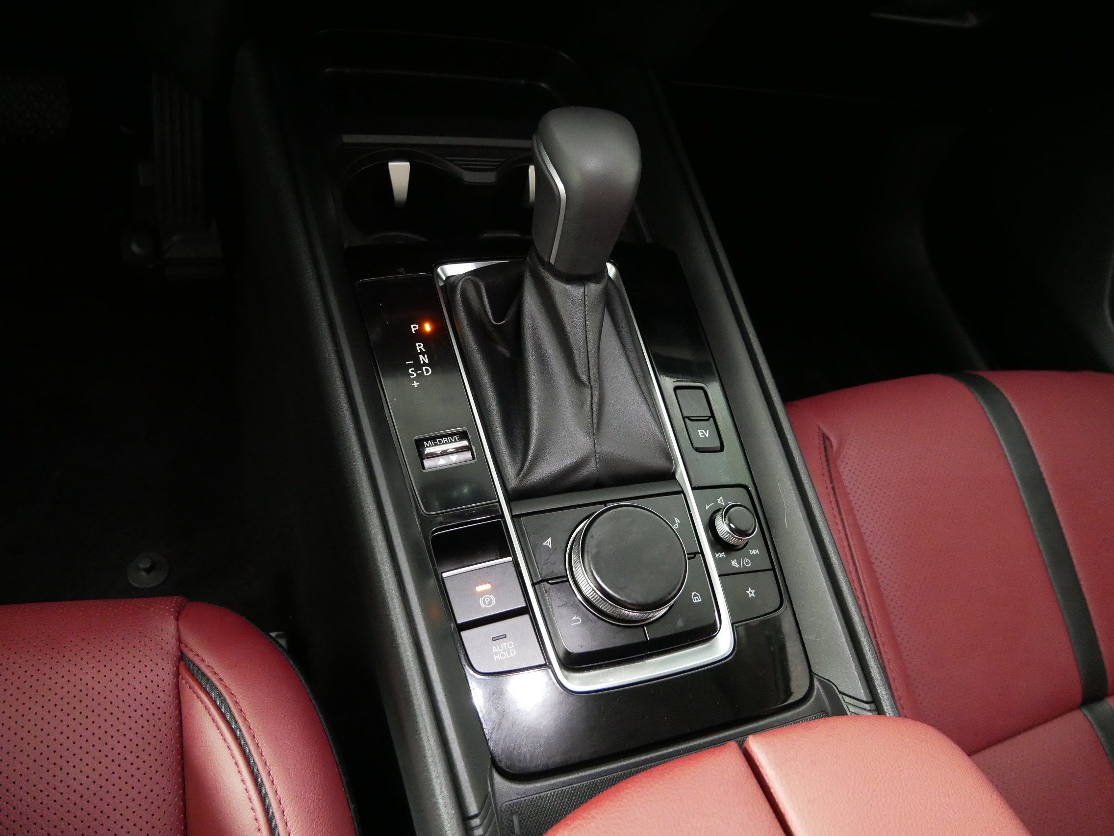 Certified 2026 MAZDA CX-50 2.5 Hybrid w/ Weather Package image 24