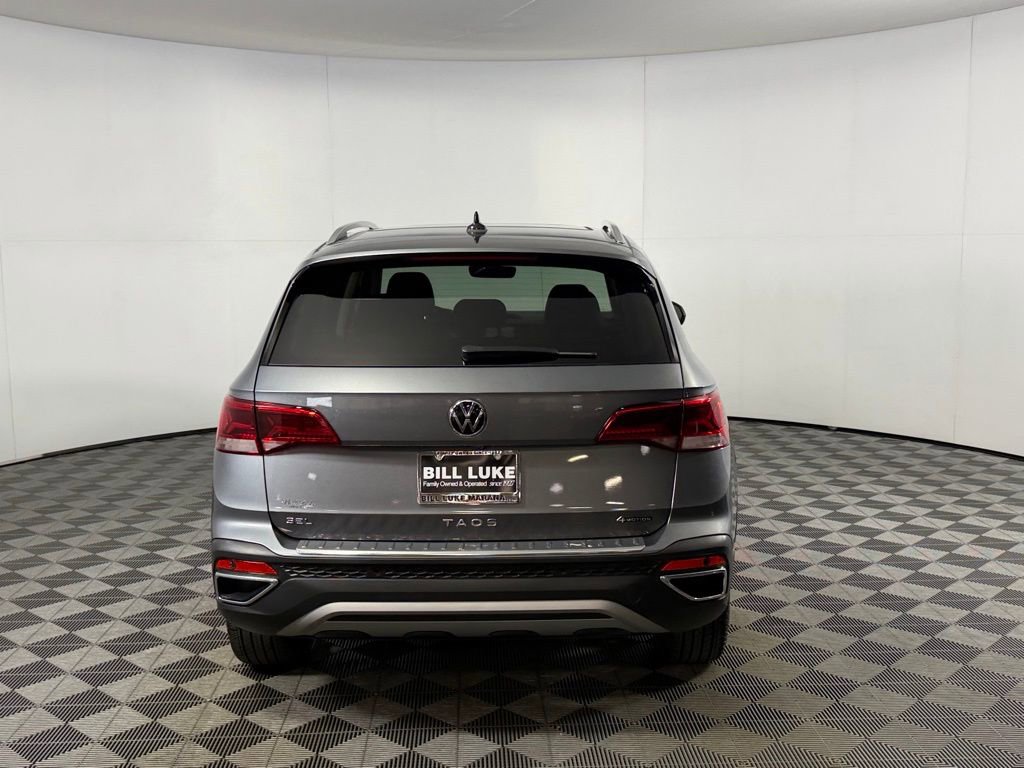 Used 2024 Volkswagen Taos SEL image 7