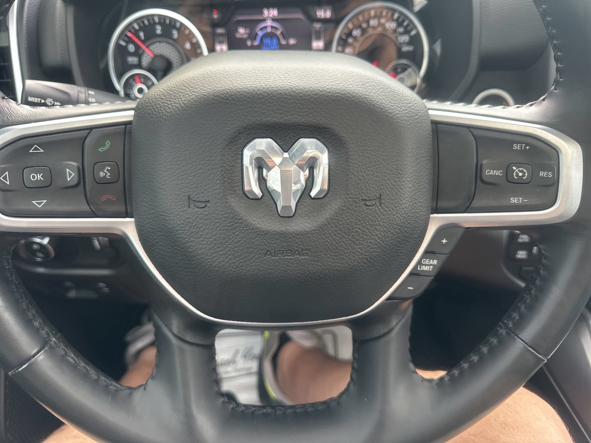 Used 2023 RAM 1500 Big Horn AWD/4WD image 44