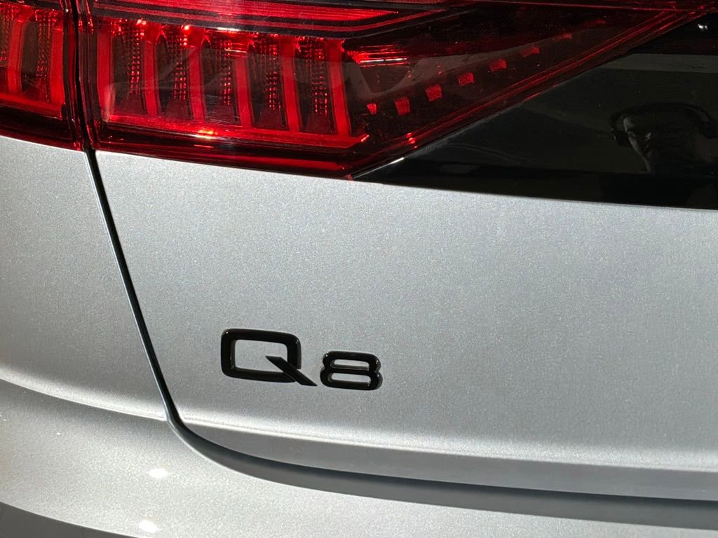 Used 2023 Audi Q8 Premium Plus w/ Premium Plus Package AWD/4WD image 25
