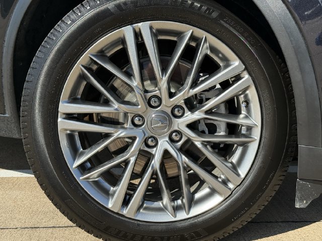 Used 2022 Acura MDX w/ Technology Package FWD image 9