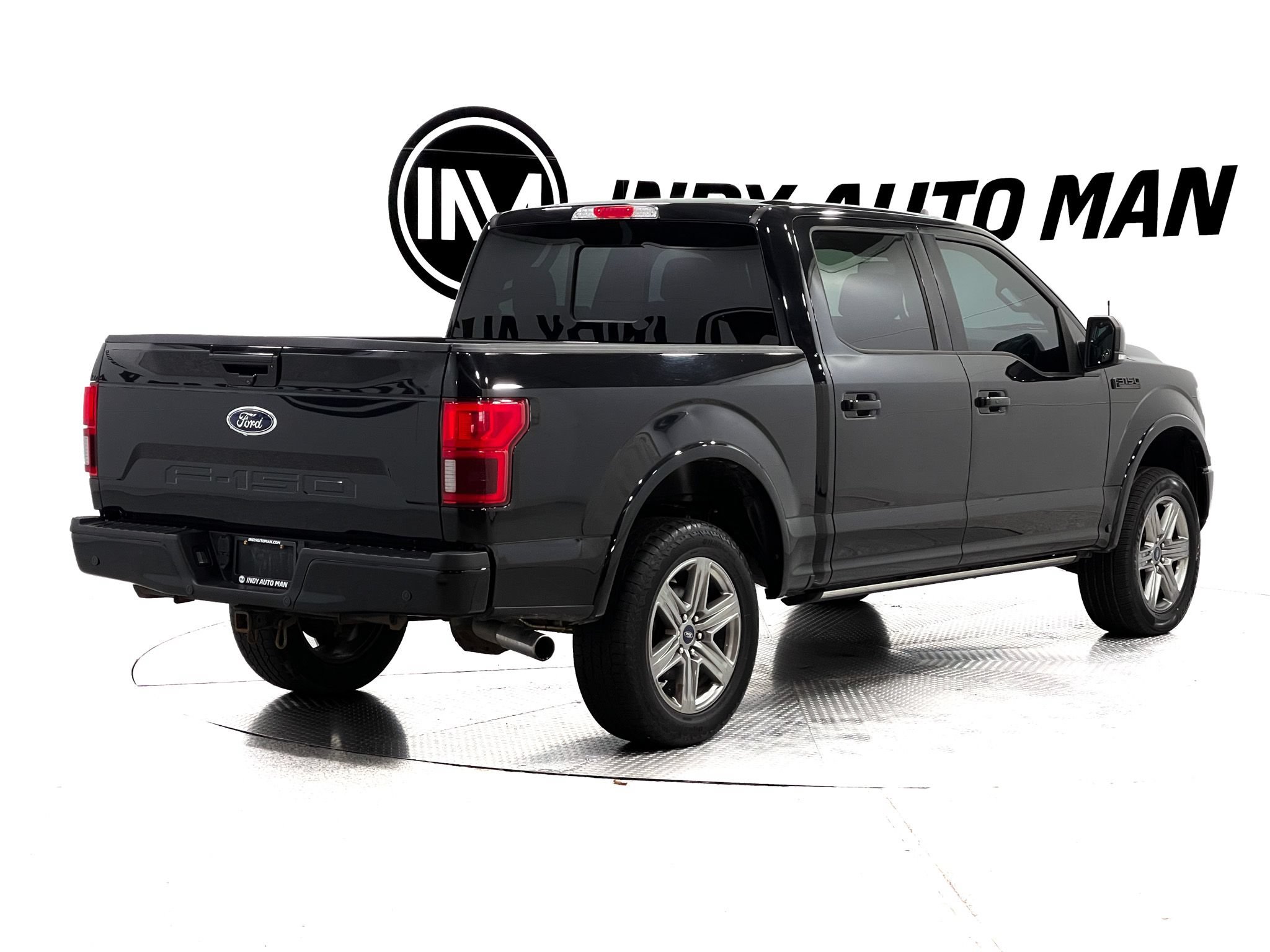 Used 2019 Ford F150 Lariat w/ Equipment Group 502A Luxury AWD/4WD image 4