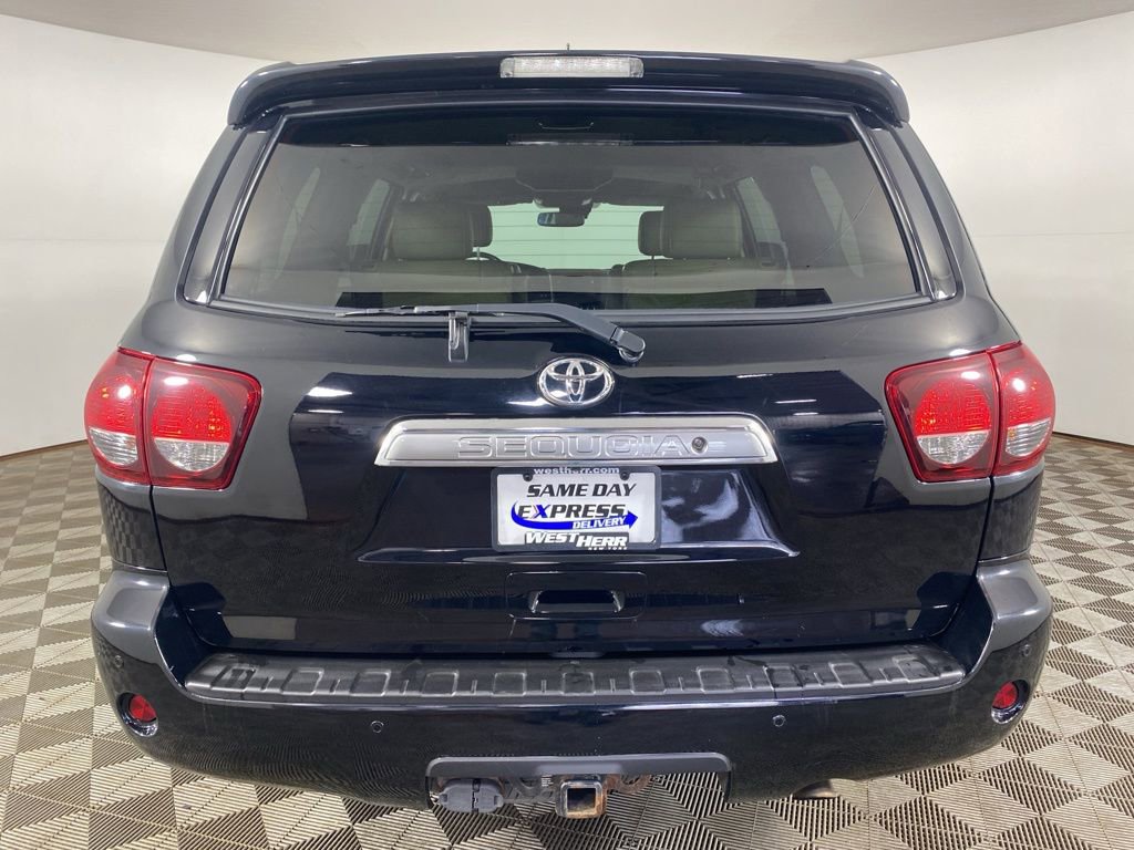 Used 2018 Toyota Sequoia Limited w/ Safety & Convenience Package AWD/4WD image 6