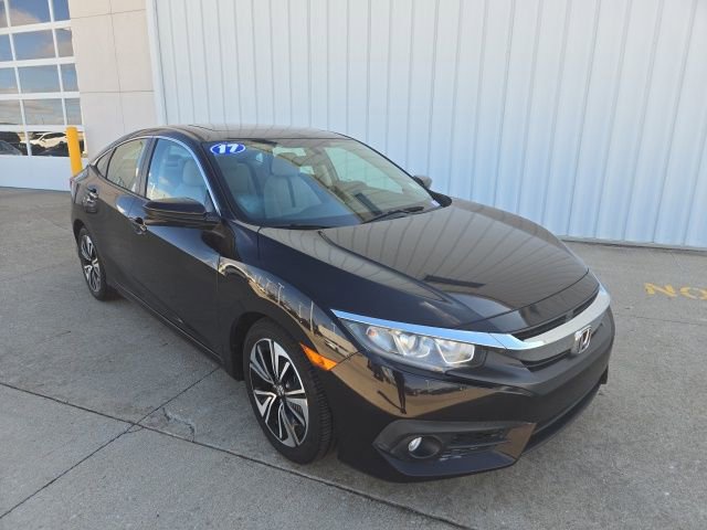Used 2017 Honda Civic EX-T image 2