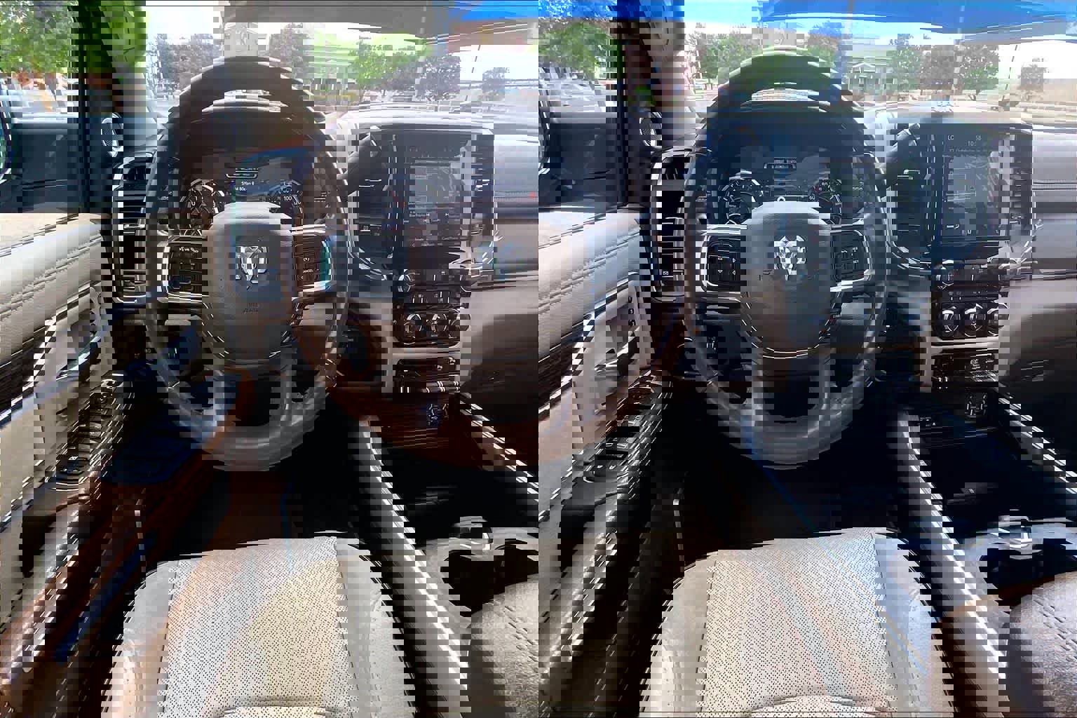 Used 2019 RAM 2500 Laramie image 6