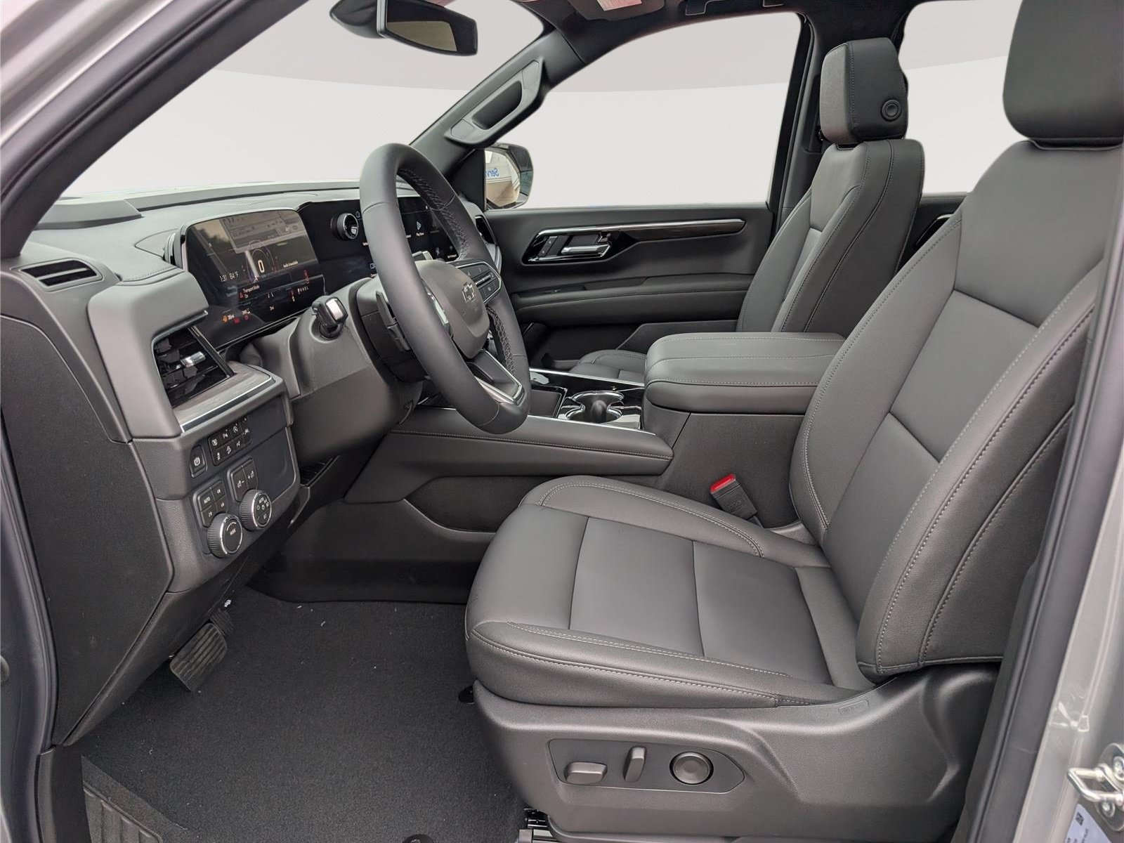New 2026 Chevrolet Tahoe Z71 w/ Comfort Package AWD/4WD image 16
