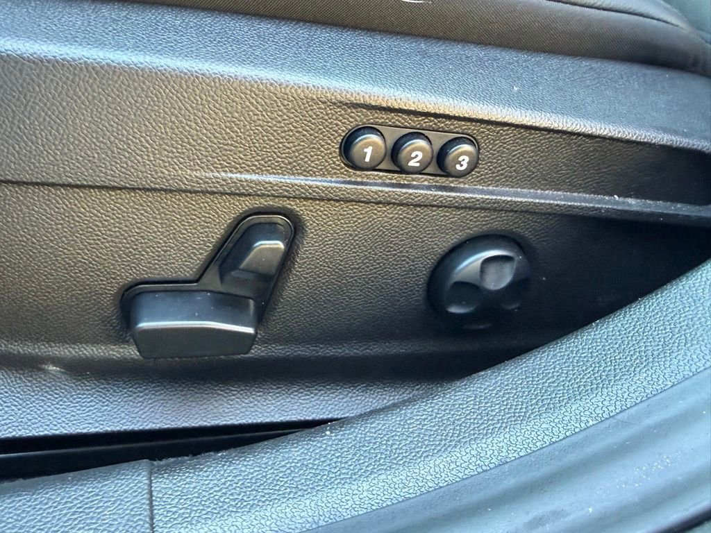Used 2024 Alfa Romeo Giulia Ti image 22