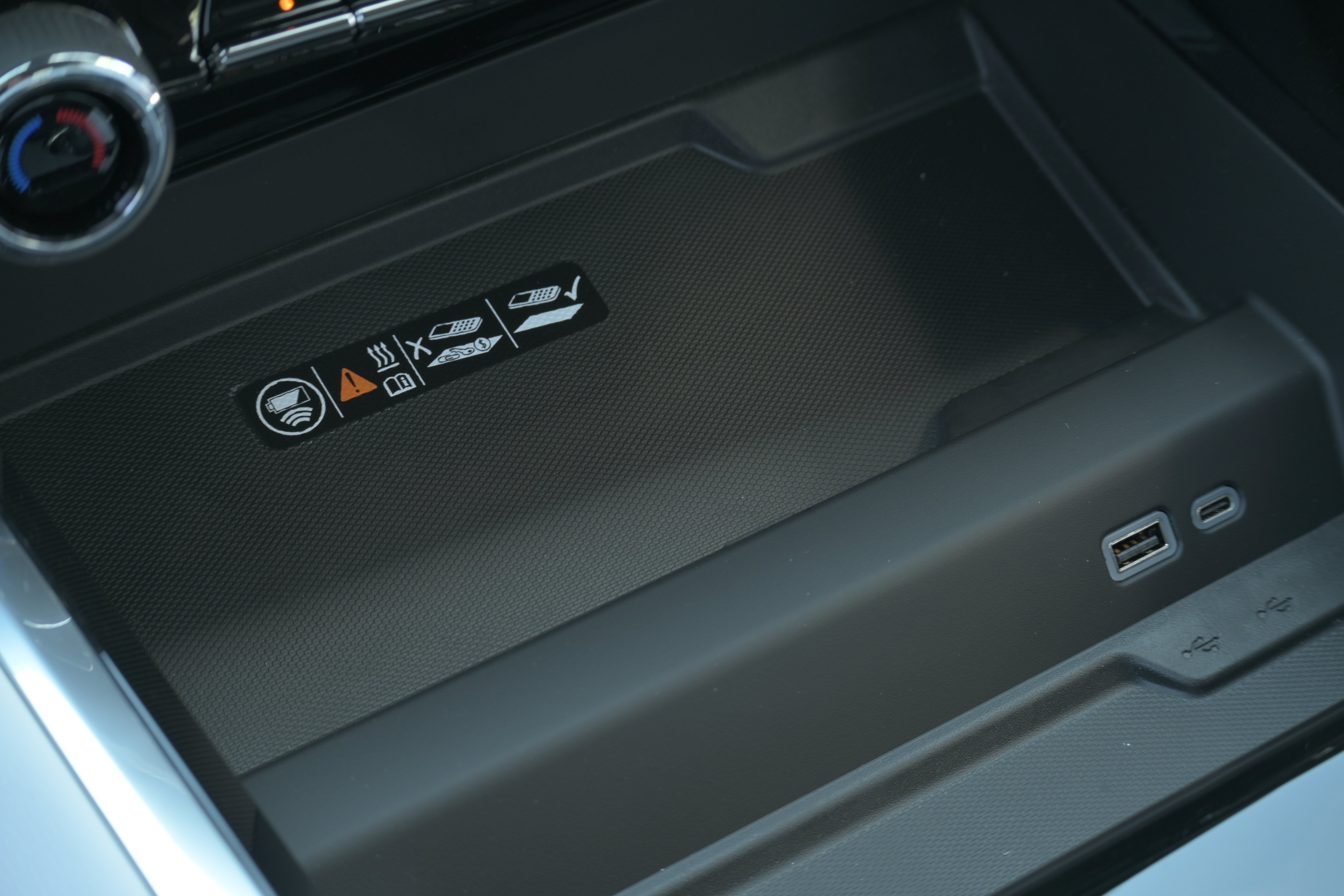 New 2026 Chevrolet Suburban Premier AWD/4WD image 36