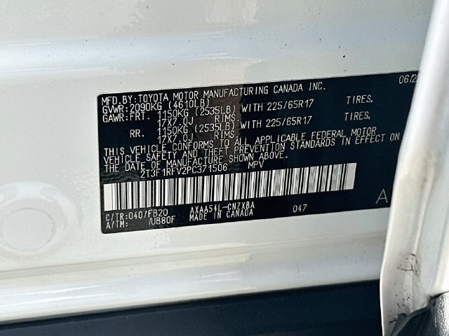 Certified 2023 Toyota RAV4 LE AWD/4WD image 30