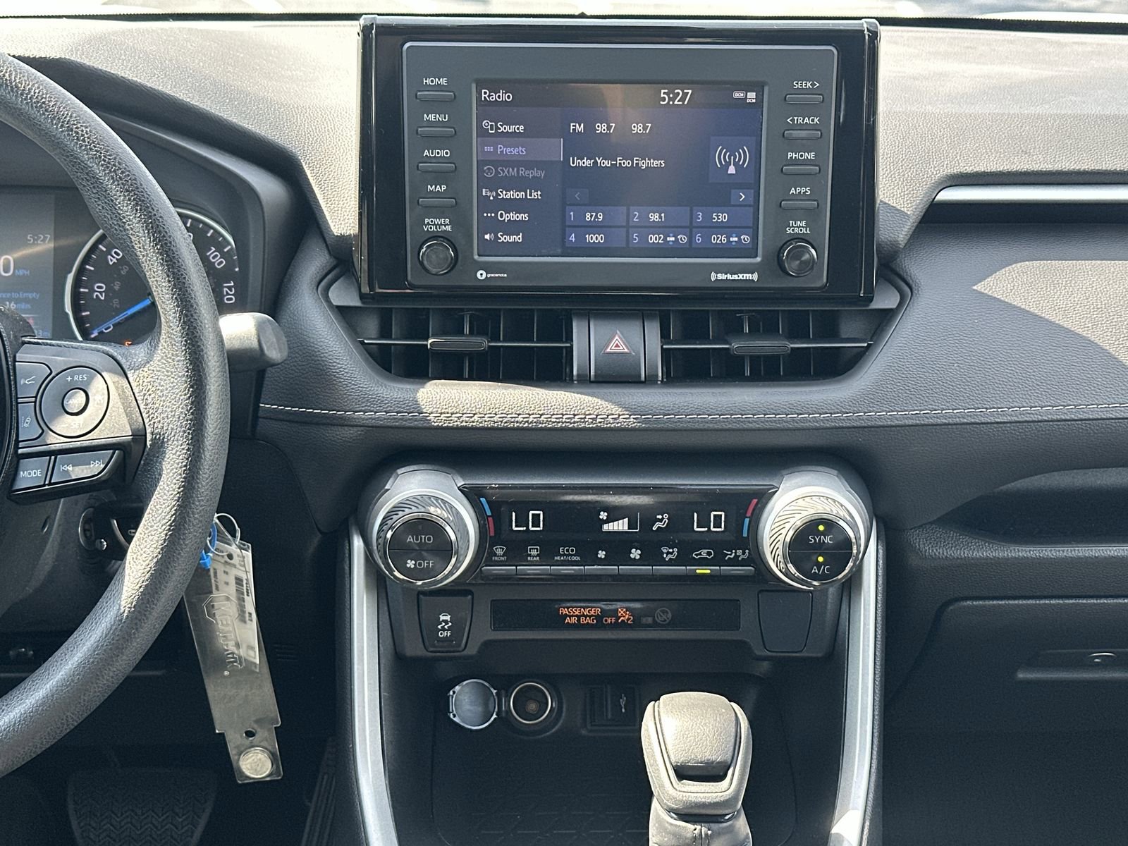 Used 2022 Toyota RAV4 LE AWD/4WD image 25