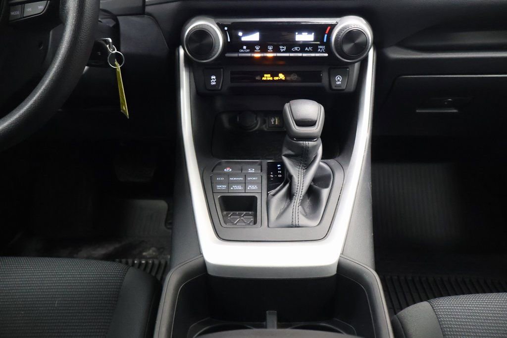 Used 2023 Toyota RAV4 LE image 20